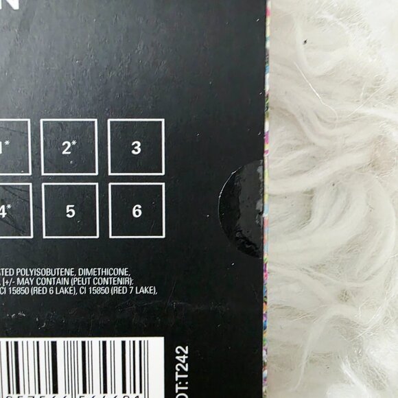 NIB Revolution Boujee AF Eyeshadow Pallette - Picture 3 of 6